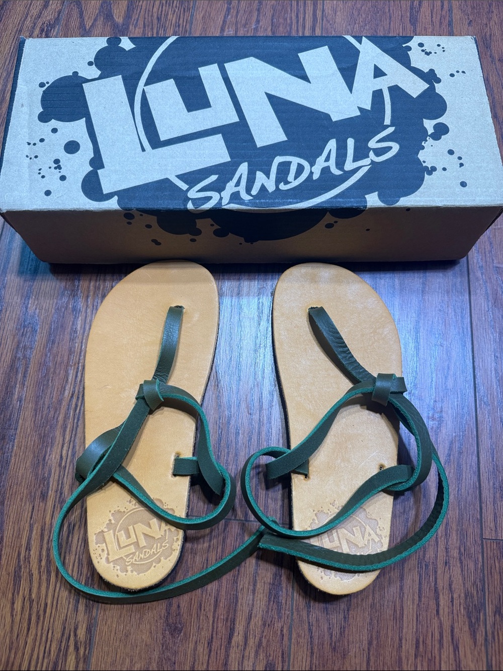 Luna Earth Slip-on